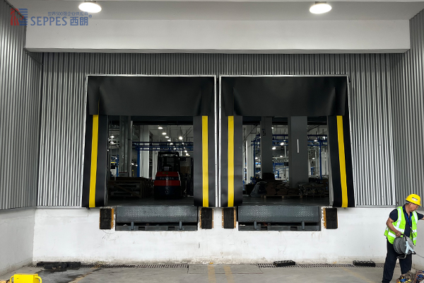 出货口机械门封